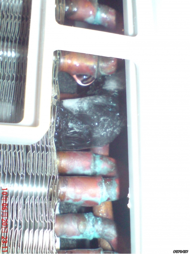 國際牌窗型冷氣機出現結冰狀況，出風口溫吹出25度，不會冷了