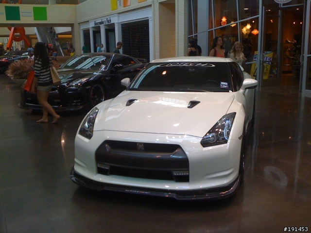 美國逛街看到的車展