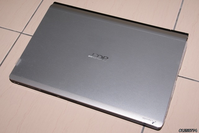 [開箱] 傳說中的影音高規格機－『Acer Aspire 5943G』