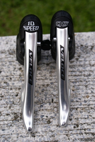 請問10年款campagnolo  veloce變把改款....