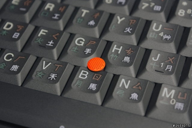 [開箱囉] LENOVO SL410 優秀血統,穩定好用!!