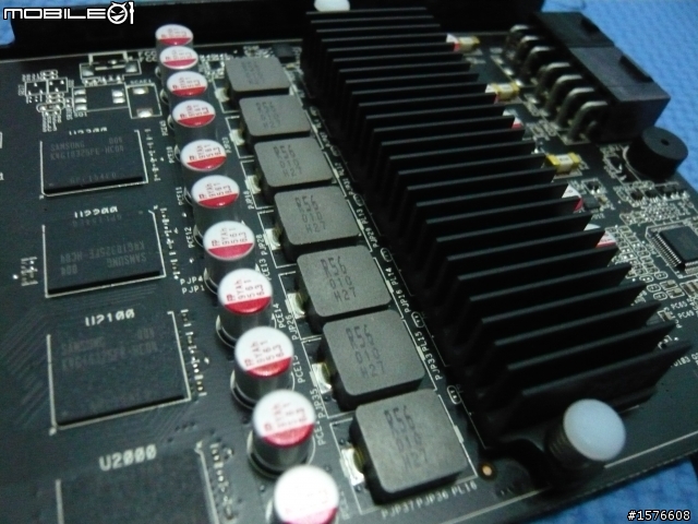 ASUS 5850 Direct CU/TOP開箱測試