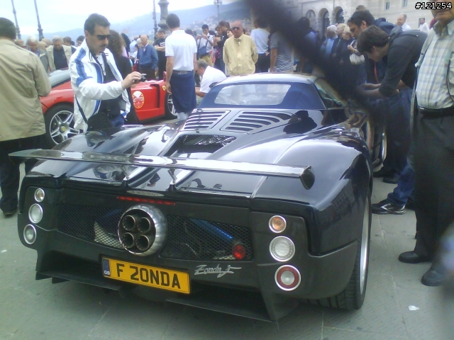 Zonda趴~哪來這麼多的Pagani Zonda啊~連全球限量五台的Zonda Cinque Roadster也有??