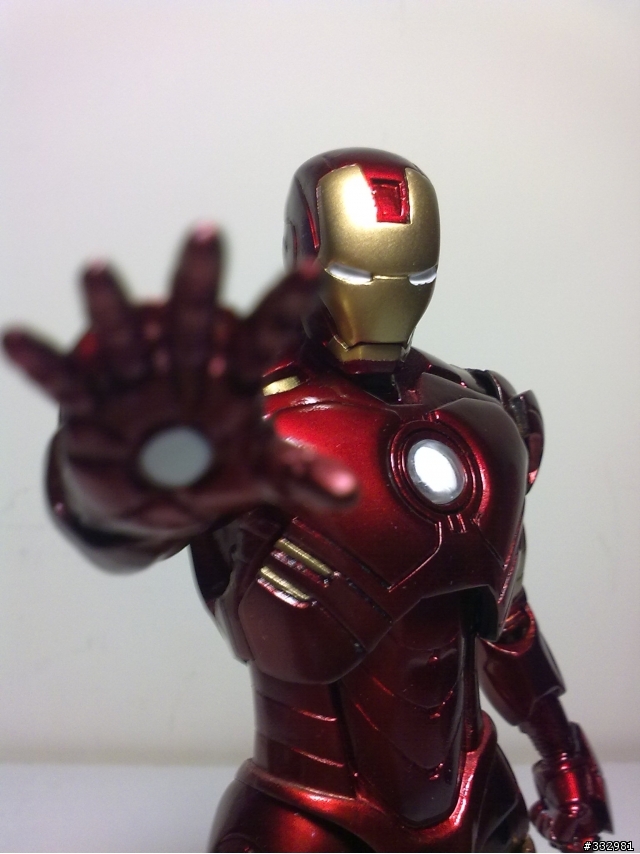 打造8吋的hot toys - MARVEL Select IRONMAN Mark IV