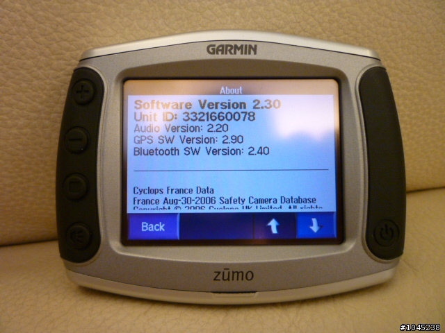 求助~~歐洲買的ZUMO 500怎麼才能改為中文或加入台灣地圖?