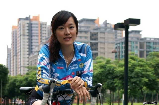 【恭喜】單車美型女廖珮妤總決選第一名