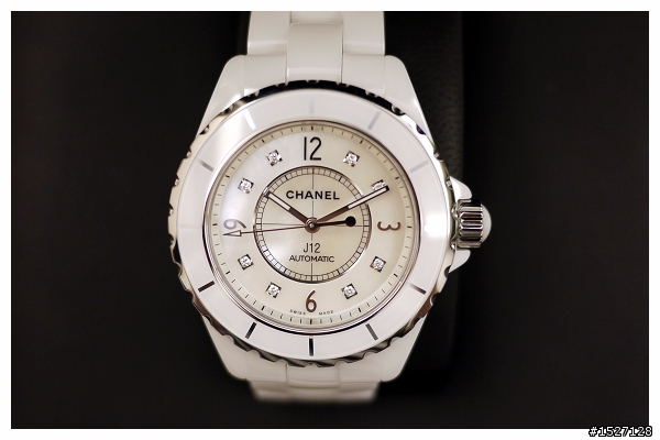 CHANEL白色 J12開箱文