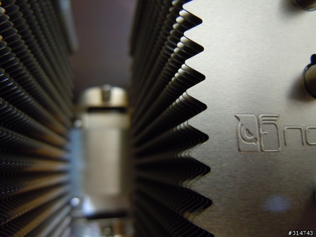 [開箱分享]貓頭鷹Noctua NH-D14塔式散熱器