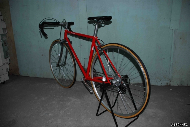 ＜開箱文＞RAYCH La Voyage 復古lug銅銲鋼管車