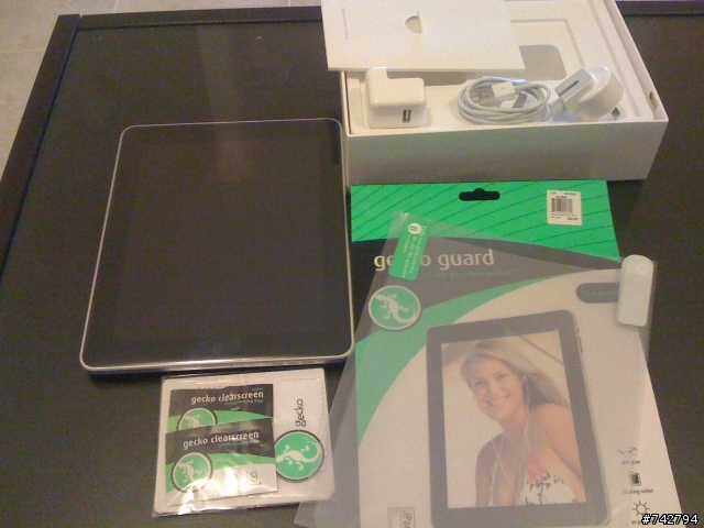 iPad入門版 + gecko guard anti-glare films 開箱