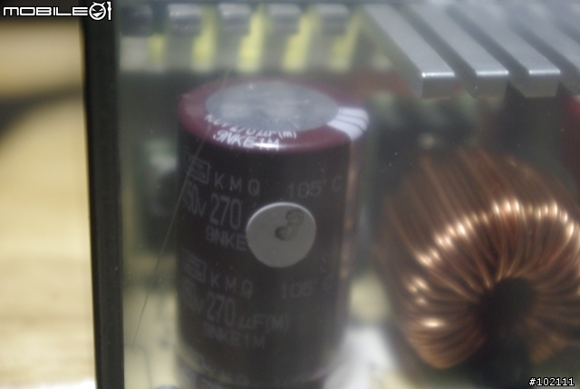 品質與保固並存的旋剛突擊者400W