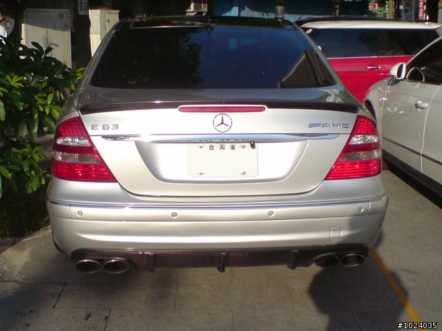 驚見E63！！ （（可能是ｌｏｏｋ