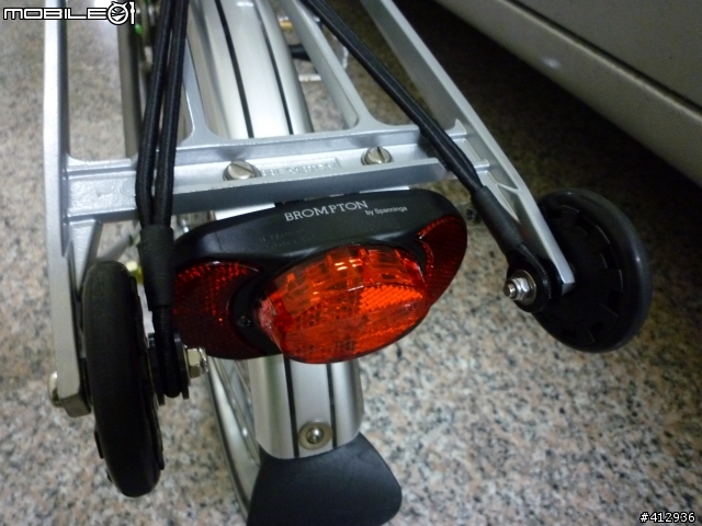 [開箱] BROMPTON Titanium 2010年式 蘋果綠 客製P把鈦布! 鈦布vs鈦鳥大比拼~