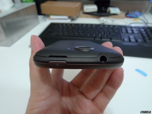 [分享]HTC Desire原廠背蓋 + icash悠遊卡