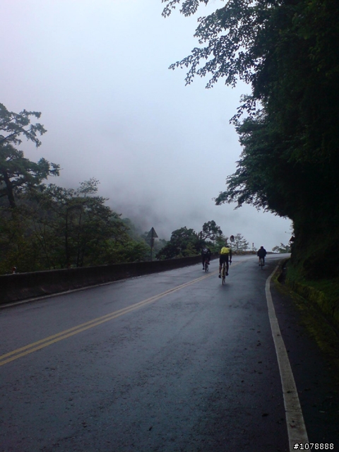 (天祥武嶺風景,車友照片)hahahe 2010太魯閣百登挑戰賽