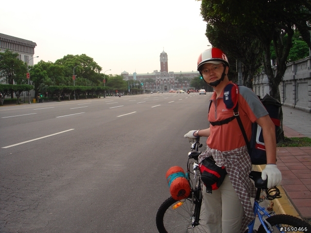 追尋~自我挑戰之川藏滇單車行