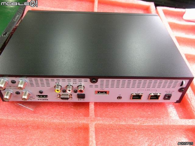 [開刀文]解剖 I.O DATA デジタルチユ ーナー  HVT-BCT300 及 東芝デジタルチユ ーナー  D-TR1