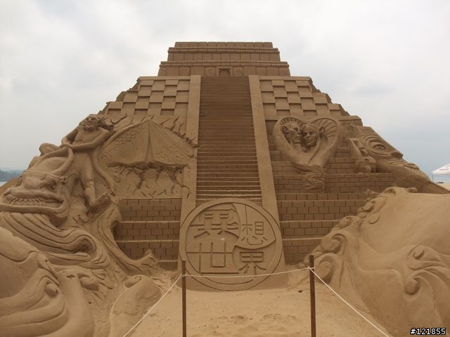 [食玩天地] 台北貢寮 福隆海水浴場-2010沙雕季