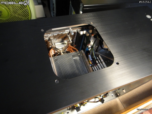 [開箱] 聯力 入門機殼 PC-9F
