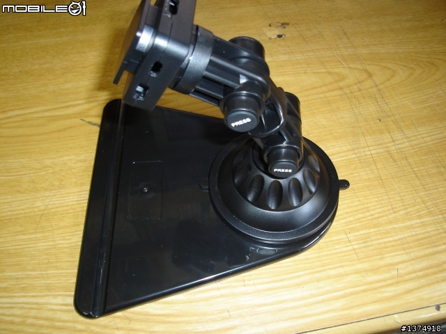 ipad holder! 車架終於帶回來拉~~~~
