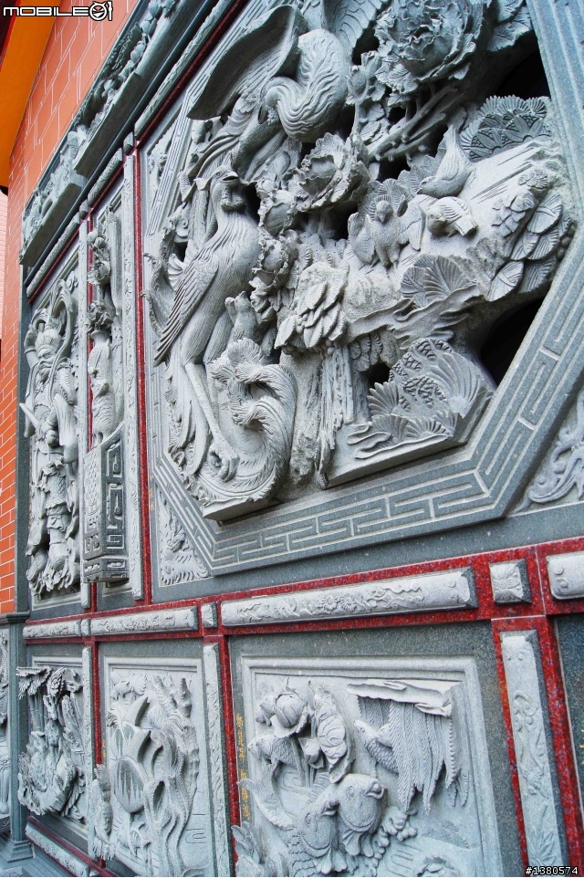 {大聲吶喊～全力號召～}Alpha街拍蓋大樓囉～