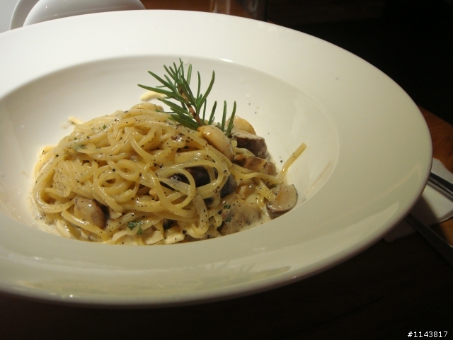 [景點]DAWN ROOM CAFE(新ORO)