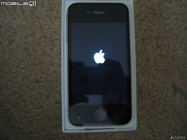 收到 iPhone 4 了
