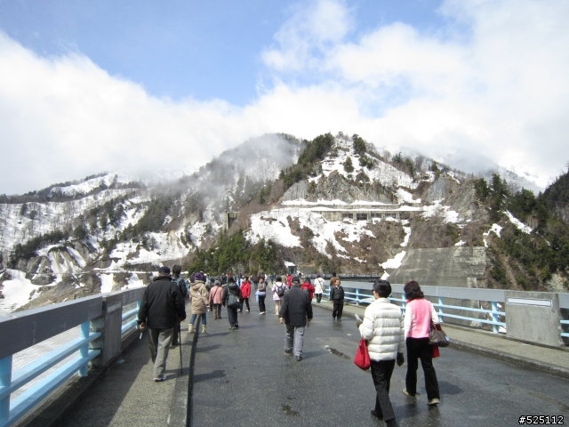 [分享] 日本 立山黑部阿爾卑斯山脈路線