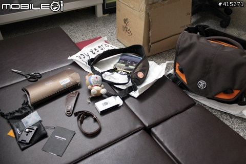 My550D雙kit組到貨了(我發誓有座充),6/9加映周邊小野人敗家行頭+收藏家86公升電子防潮箱+50mm f/1.8人像鏡