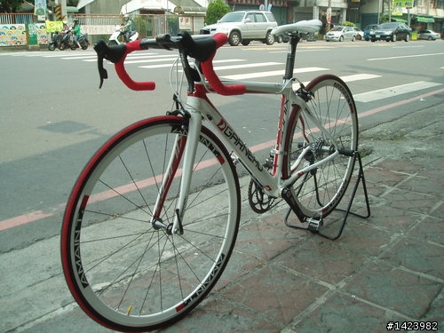 我的第一台公路車LOUIS GARNEAU SONIX
