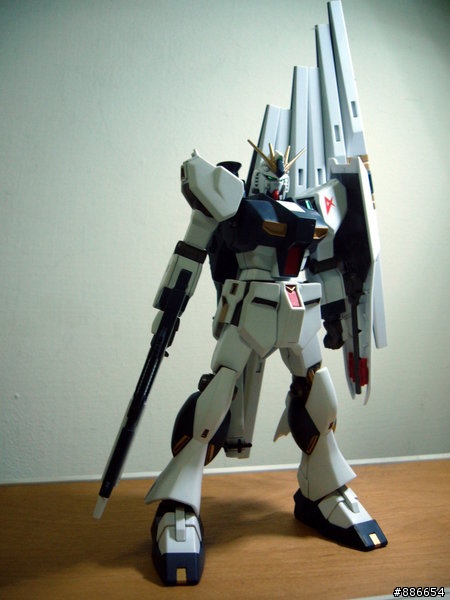 [分享] HGUC NU鋼彈半素組作品!!