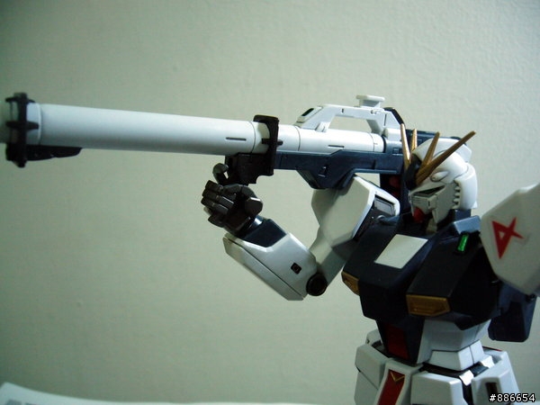 [分享] HGUC NU鋼彈半素組作品!!