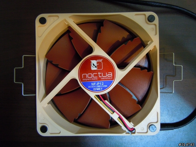 [開箱分享]貓頭鷹Noctua NH-D14塔式散熱器