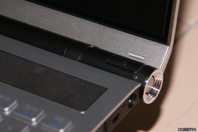 [開箱] 傳說中的影音高規格機－『Acer Aspire 5943G』