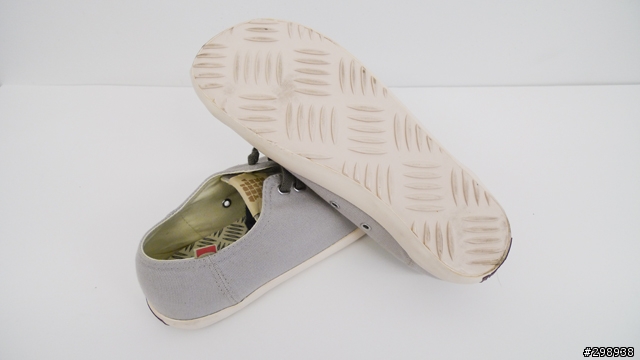 [第一次的開箱]Camper 2010春夏鞋款 PEU Rambla