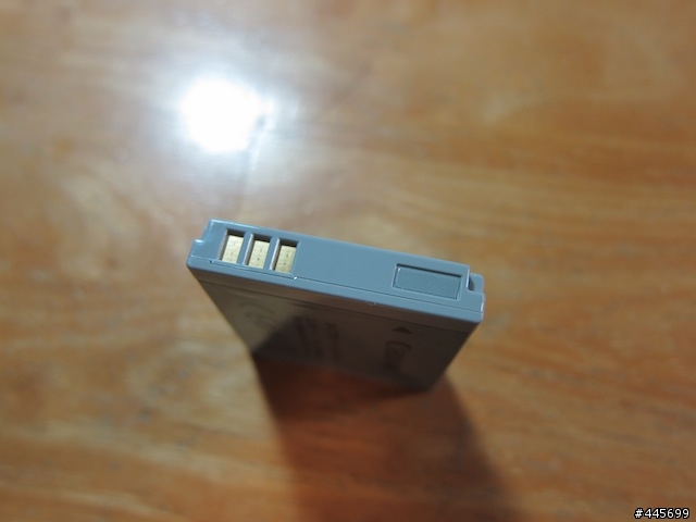 請問如何辨別電池的真偽呢？(NB-6L)