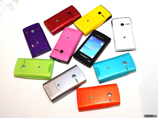 SE第一款全觸控Walkman手機Yendo…（但看起來像X10 mini）