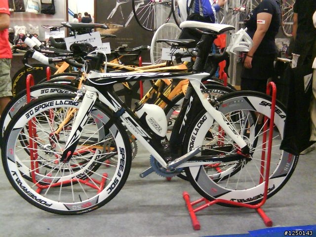 [分享][圖] 10年 台運動休閒展  BANNARD/YETI/X FUSION/ENDURO/POWERWAY/ RTS /RIDLEY