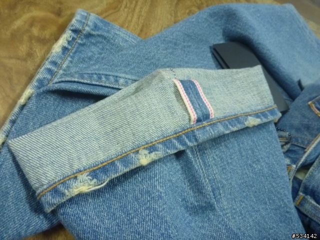 {簡易開箱分享} 炎炎夏日淺色褲   Levi's Fenom 505 Crystal Package DISCO