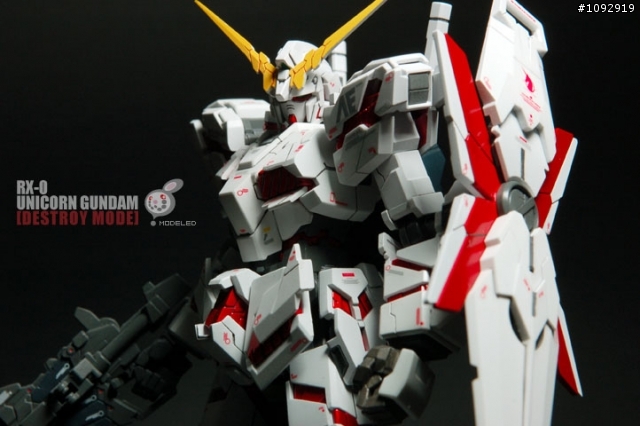 新手老頭的處女作 No.1[GUNDAM UNICORN DESTROY MODE]