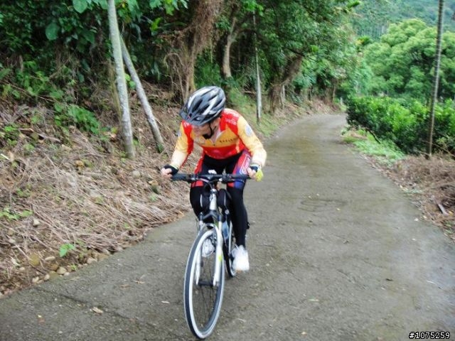 (照片)20100725鐵國山硬陡行暨中華電信減碳愛地球無車日活動