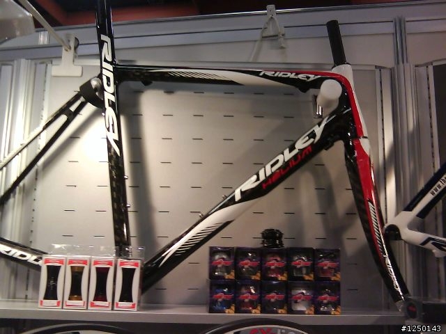 [分享][圖] 10年 台運動休閒展  BANNARD/YETI/X FUSION/ENDURO/POWERWAY/ RTS /RIDLEY