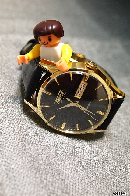 【西西分享】錶也要夠復古-TISSOT VISODATE維思1957復刻機械錶