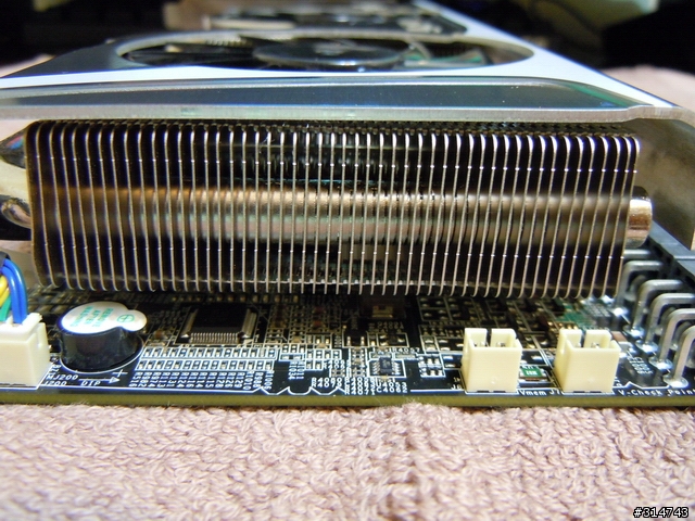 [開箱分享]微星MSI R5870 Lightning顯示卡