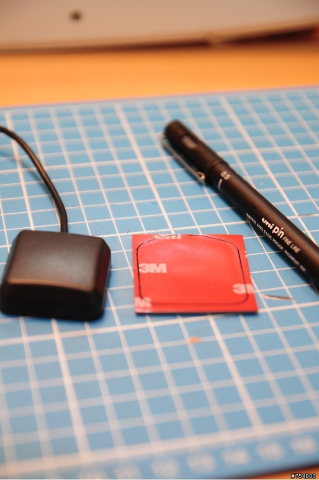 [開箱&車內簡易埋線] Garmin nuvi 1470T + HOLUX AR-10