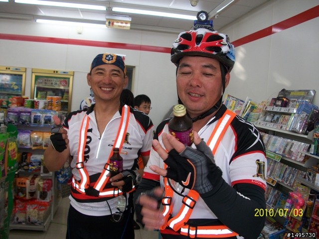 瘋600K (之) 一家都是人...相片600張
