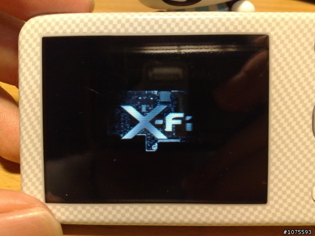 [開箱] 白色惡魔纏著我!! Creative Zen X-Fi Style 8G  (PS:圖非常多...)
