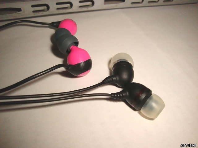 [開箱]似乎看起來很可愛的粉紅色－Shure SE115