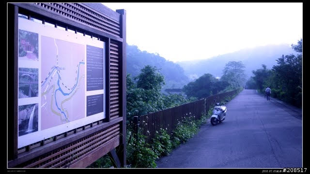 終於看到台灣的右肩：桃源谷步道越嶺 -草嶺古道