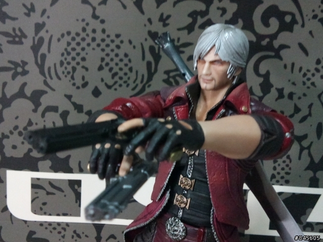 PLAY ARTS 改 [DEVIL MAY CRY4] 但叔 簡易分享